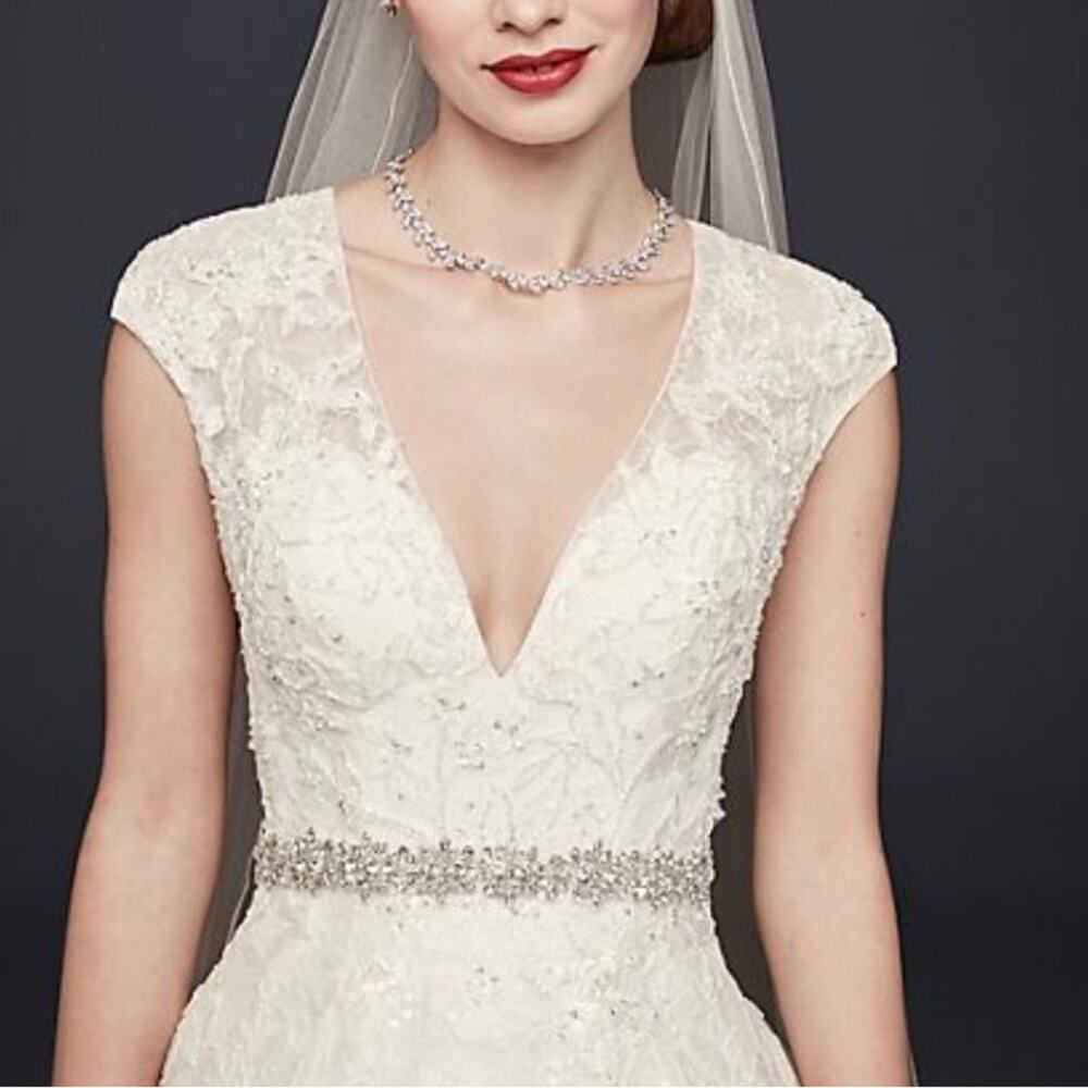 Oleg Cassini Wedding Dress 4 Plunge Train Cathedral Beaded Lace Cap Sleeve White
